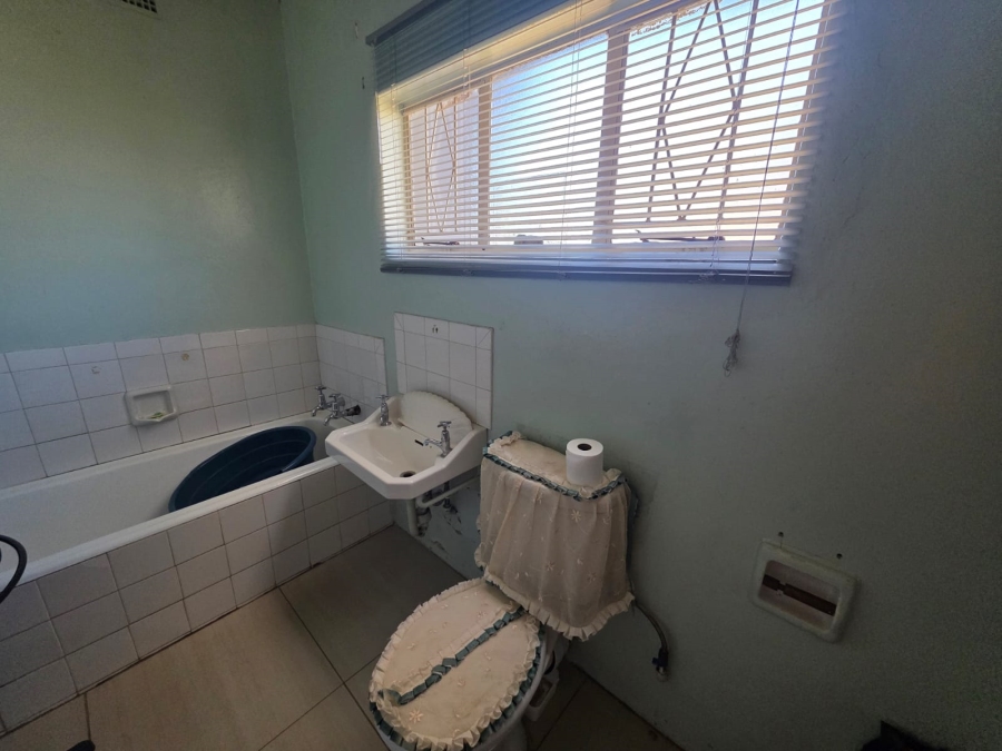 4 Bedroom Property for Sale in Sasolburg Ext 2 Free State